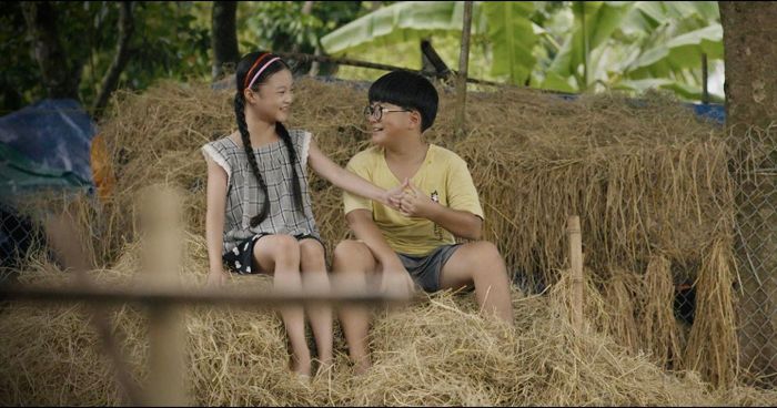 Mối quan hệ giữa những đứa trẻ trong phim tạo nên tuyến chuyện thú vị, giàu cảm xúc. Ảnh: VFC