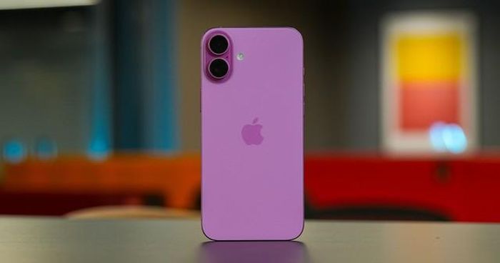 iPhone 16 Plus