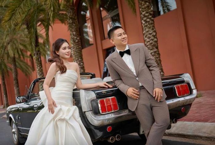 Vợ Hoài Lâm sinh năm 2004, không hoạt động showbiz