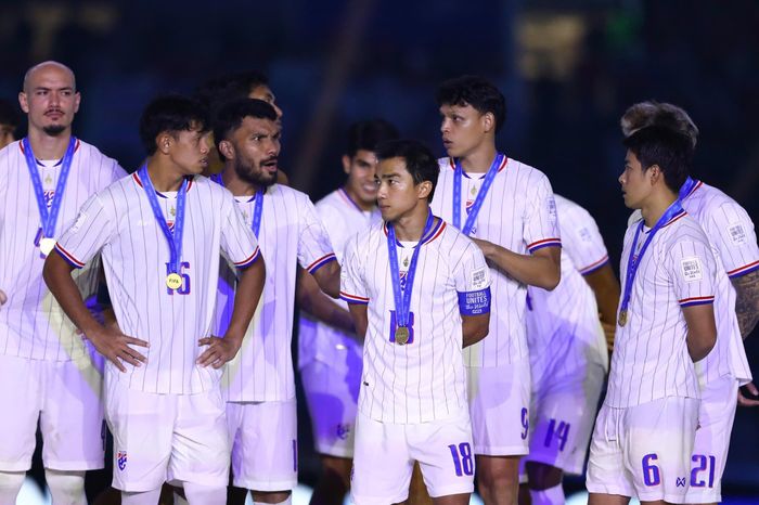 Tuyển Thái Lan lỡ chức vô địch FIFA ASEAN Cup 2026, nhưng HLV Anthony Hudson vẫn tự hào về tinh thần thi đấu của các học trò. Ảnh: Minh Chiến.