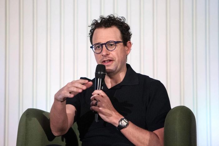  CEO Anthropic Dario Amodei có quan điểm trái ngược với Sam Alman về kiểm soát và an toàn AI. Ảnh: Bloomberg. 