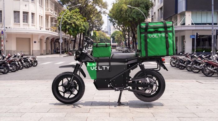  Mô phỏng một trong những cách sử dụng xe máy điện Volty U1. Ảnh: Nuen Moto. 