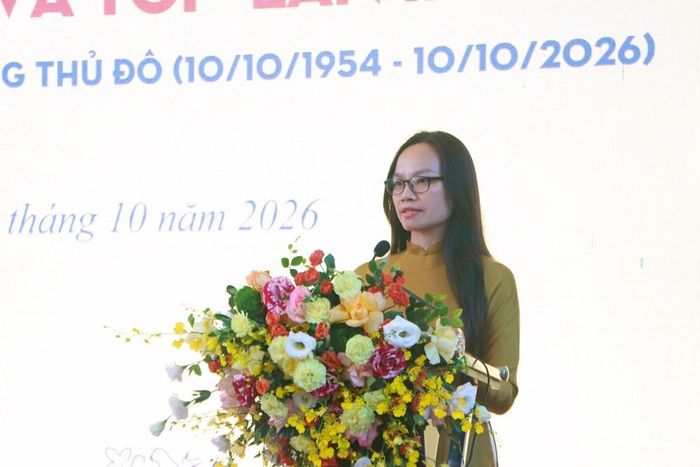 Nhà báo Vương Minh Huệ, Tổng Biên tập Tạp chí Người Hà Nội, Trưởng Ban Tổ chức phát biểu tổng kết cuộc thi