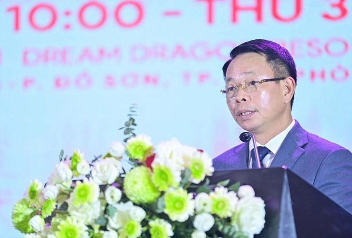 Theo Nhà báo Phùng Công Sưởng, Tổng Biên tập Báo Tiền Phong, Trưởng Ban Tổ chức Hoa hậu Việt Nam 2026, bốn trụ cột Nhan sắc - Văn hóa - Trí tuệ - Cống hiến đã được đặt ra ngay từ đầu mùa giải