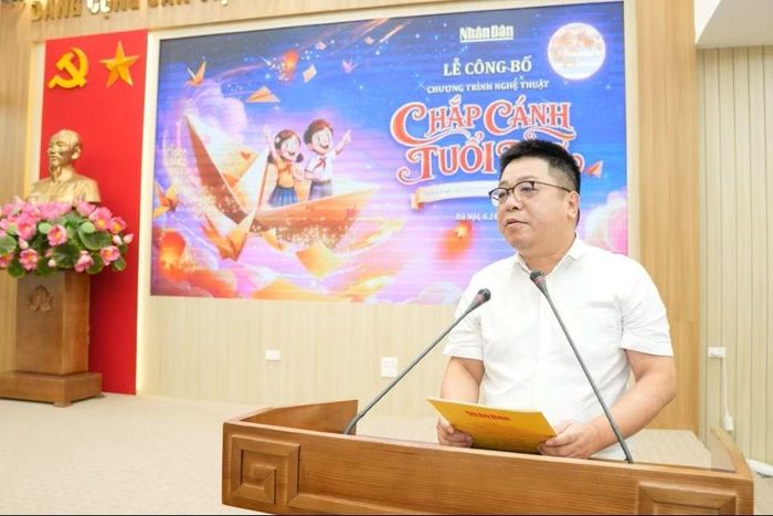 Phó Tổng Biên tập Báo Nhân Dân Quế Đình Nguyên phát biểu tại lễ công bố chương trình