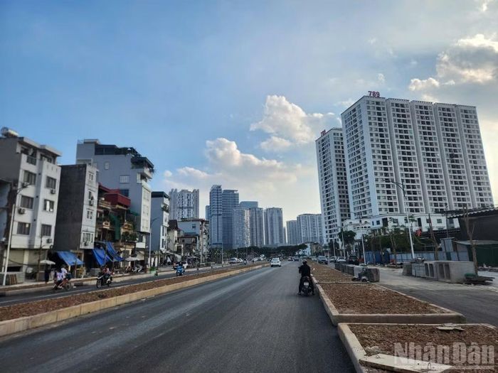 Sự chuyển biến rõ rệt tại dự án Vành đai 2,5. Các phương tiện đã lưu thông, tuyến đường về căn bản đã hình thành hơn 90%, chỉ còn 1 vài hạng mục cuối đang hoàn thiện.