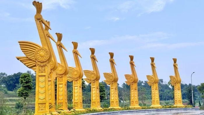 Biểu tượng Chim Lạc bên trong không gian Khu Nghi lễ thờ Tổ. (Ảnh: Ban tổ chức cung cấp)