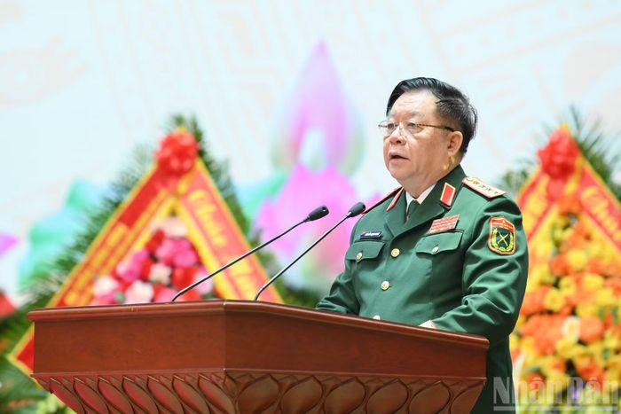 Đại tướng Nguyễn Trọng Nghĩa, Ủy viên Bộ Chính trị, Bí thư Trung ương Đảng, Ủy viên Thường vụ Quân ủy Trung ương, Chủ nhiệm Tổng cục Chính trị Quân đội nhân dân Việt Nam phát biểu tại Lễ đón nhận.