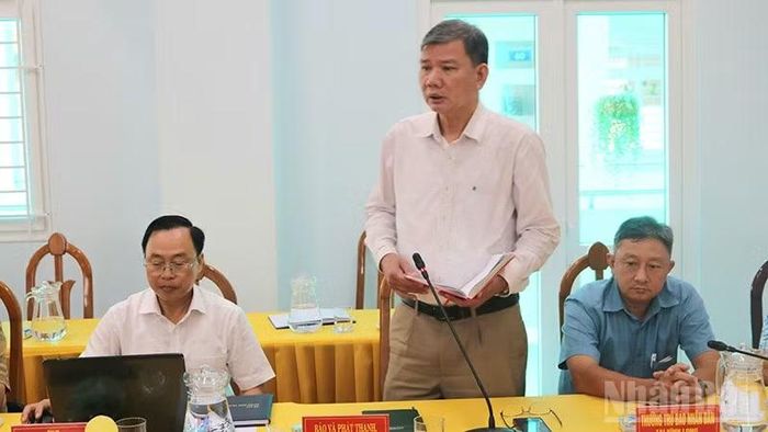 Đại biểu tham gia phát biểu tại hội nghị. (Ảnh: HỒNG CÚC)