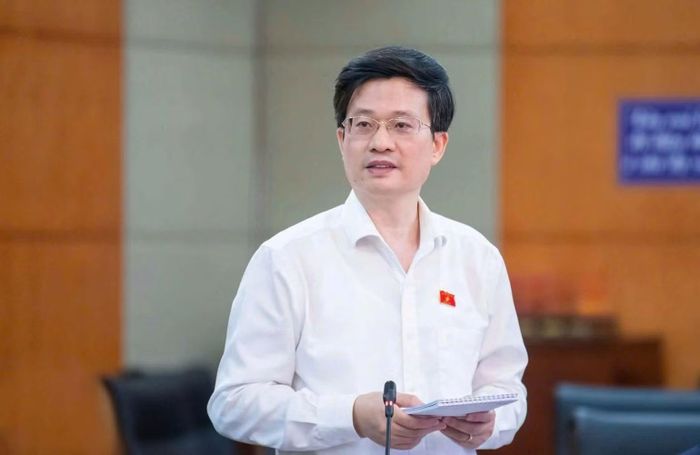 PGS, TS Đỗ Chí Nghĩa, Ủy viên Ủy ban Văn hóa và Xã hội của Quốc hội.