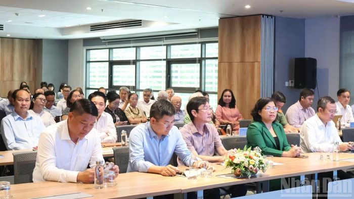 Các đại biểu tham dự hội nghị. (Ảnh: VƯƠNG LÊ)