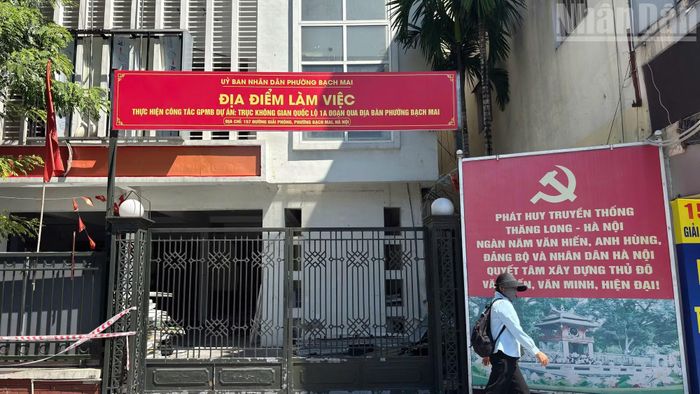 Dự án có chiều dài khoảng 36,3km, đi qua 18 xã, phường với tổng mức đầu tư gần 162.000 tỷ đồng. Tuyến đường được thiết kế hiện đại với mặt cắt ngang 90m.