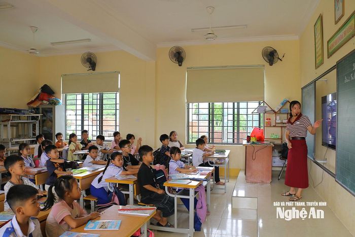 Học sinh Trường Tiểu học Quỳnh Tam. Ảnh: baonghean.vn