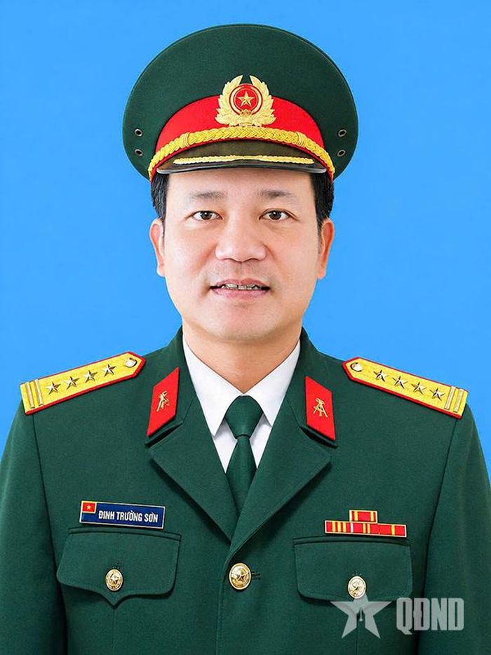 Đại tá Đinh Trường Sơn.