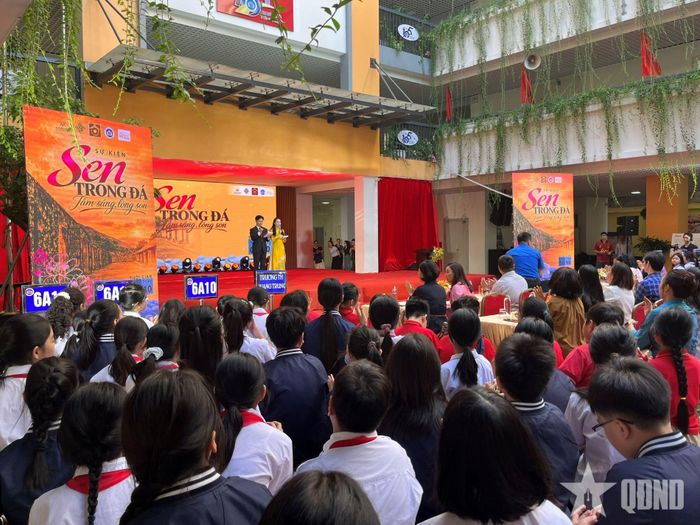 Quang cảnh sự kiện. 