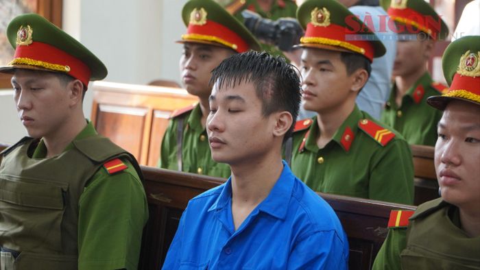 Bị cáo Nguyễn Đức Anh tại phiên tòa. Ảnh: PHÚ NGÂN