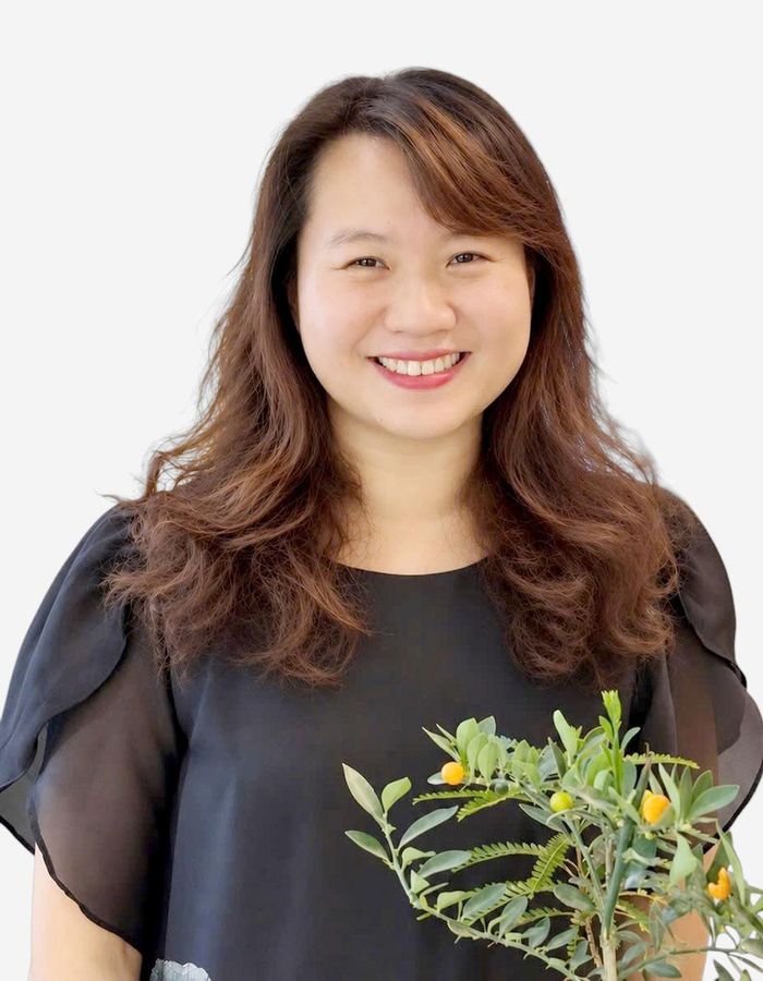  TS Hồ Khánh Vân 