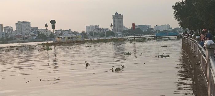 Dự báo triều cường tháng 10 khu vực sông Sài Gòn ở mức cao. Ảnh:MINH HẢI