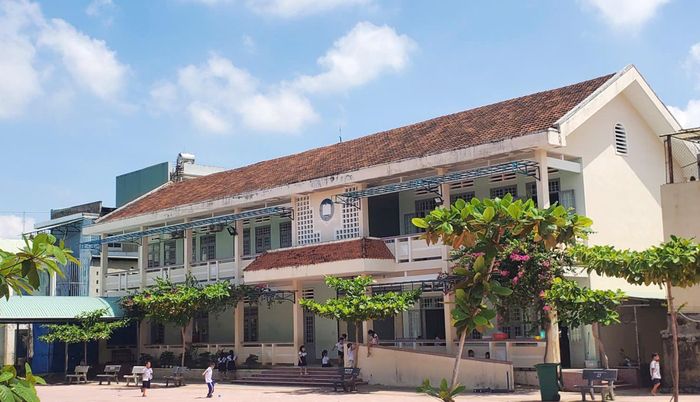  Trường Tiểu học số 1 Bình Định đã kịp thời vào cuộc, xác minh vụ việc 