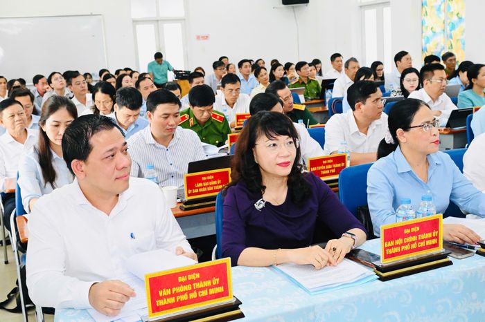  Đại biểu tham dự hội nghị. Ảnh: VIỆT DŨNG 