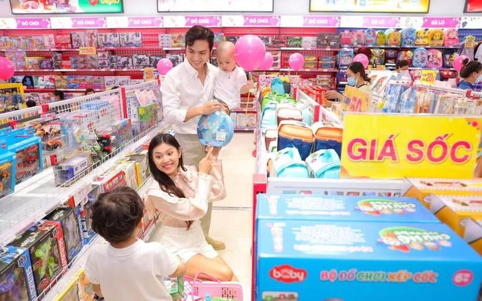 Không phải mong muốn nào của trẻ cũng cần được đáp ứng ngay, những lần chờ đợi cũng là một phần của quá trình lớn lên.