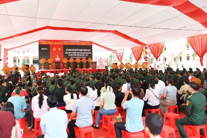 Quang cảnh buổi lễ.