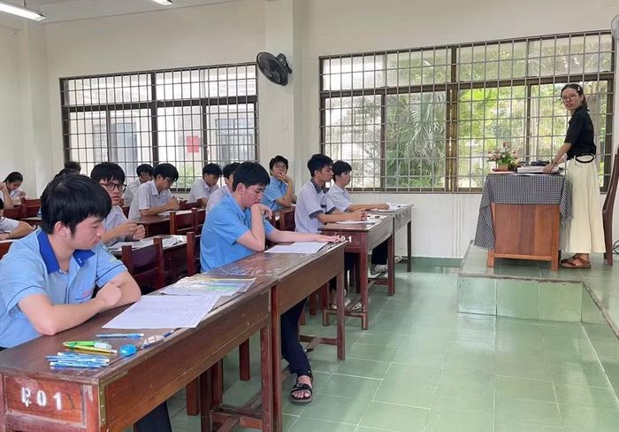 1.329 thí sinh tham dự Kỳ thi chọn học sinh giỏi lớp 12.