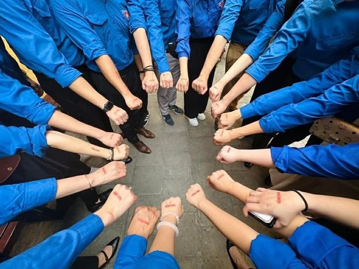 Trong không khí chào đón kỷ niệm 51 năm thành lập Ủy ban Biên giới quốc gia, tuổi trẻ Ủy ban tự hào “tiếp bước truyền thống trung thành, bản lĩnh, trí tuệ, tận tụy”. (Nguồn: Ủy ban Biên giới quốc gia)