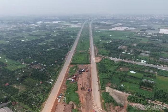 Dự án thành phần đường song hành đang dần về đích, dự kiến thông xe dịp 10/10 tới.