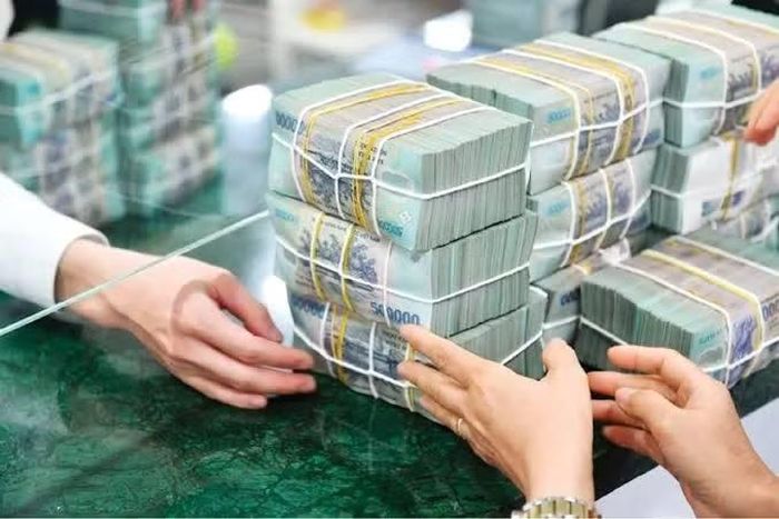 Ngân hàng được 'mở khóa' thêm room cho vay. Ảnh minh họa/MK