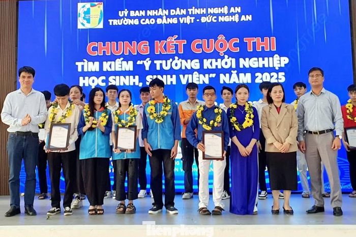 Hoàng Kim Vị đạt giải tại Cuộc thi tìm kiếm ý tưởng khởi nghiệp học sinh, sinh viên năm 2025.