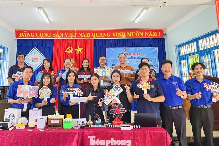 Theo anh Lê Công Hùng - Bí thư Thành Đoàn Đà Nẵng, việc tổ chức “Robotics Day” tại các địa bàn miền núi nhằm tạo điều kiện để học sinh khu vực khó khăn tiếp cận với Robotics, STEAM và phương pháp học tập thông qua trải nghiệm. Thông qua hoạt động thực hành, các em có thêm cơ hội làm quen với công nghệ, phát triển kỹ năng làm việc nhóm, tư duy phản biện và khả năng trình bày ý tưởng.