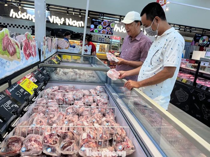Thịt nhập khẩu đông lạnh ở siêu thị có giá rẻ hơn thịt tươi trong nước