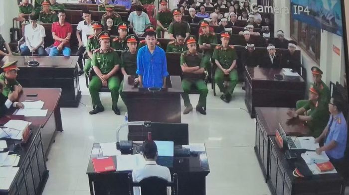 Viện Kiểm sát đề nghị HĐXX tuyên phạt Nguyễn Đức Anh với mức án tử hình.