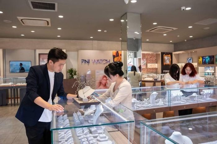 Nếu PNJ tái cấp vốn thành công và xử lý dứt điểm nghĩa vụ phát sinh, doanh nghiệp có cơ sở để bước vào một chu kỳ tái cấu trúc.