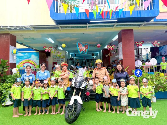 Tăng cường tuyên truyền cho trẻ mầm non.