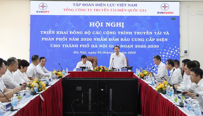 Chủ tịch HĐTV EVNNPT Nguyễn Quang Trung phát biểu tại buổi làm việc