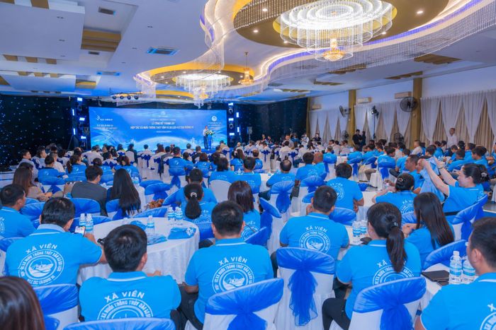 Đông đảo xã viên HTX KLC Đại Dương XI tham dự chương trình