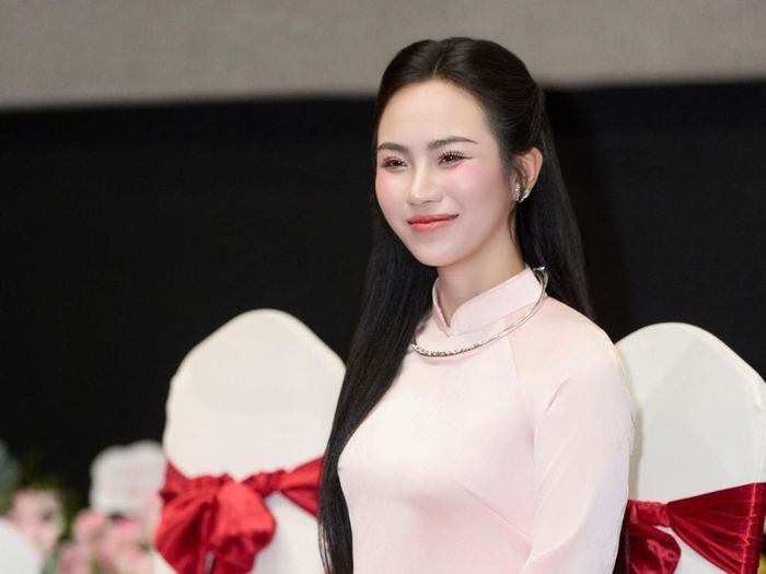Ca sĩ Đặng Ngọc Anh.