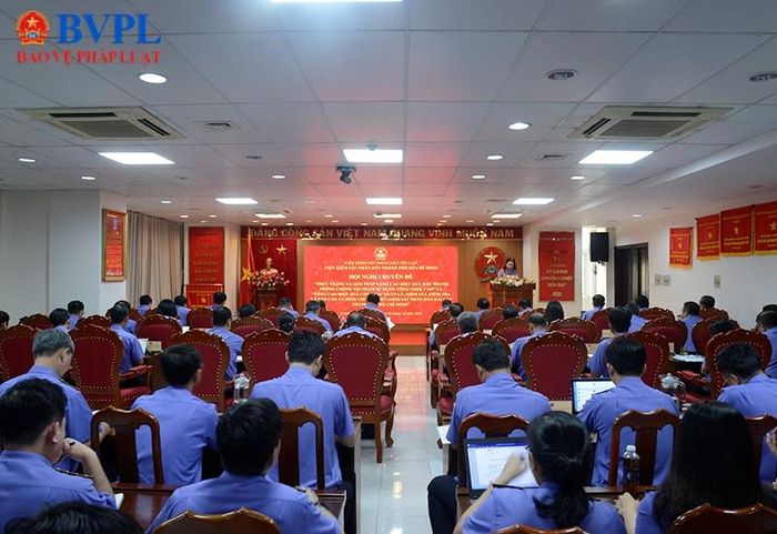  Toàn cảnh hội nghị.