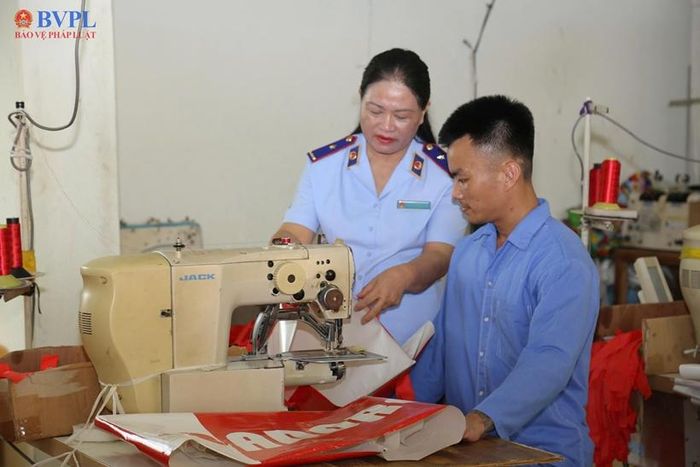  Chị Nguyệt đã gắn bó gần 28 năm với Cơ sở.