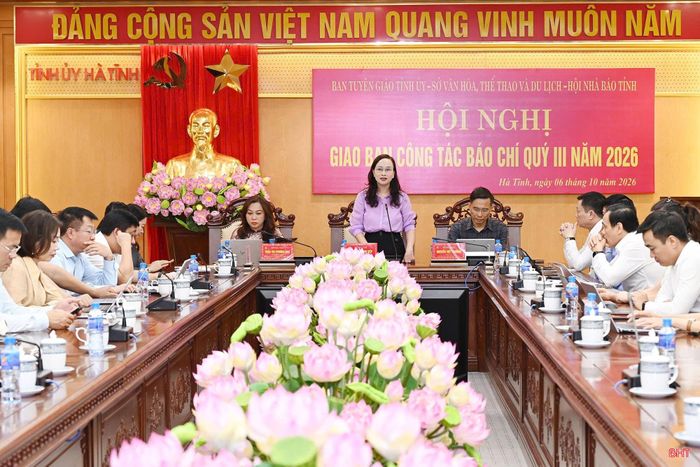 Các đại biểu tham dự hội nghị.