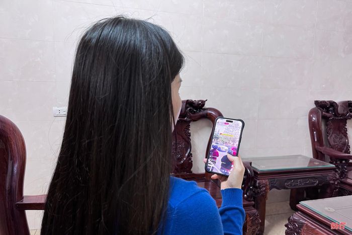 Người dân cần kiểm tra kỹ thông tin trước khi đăng tải hoặc chia sẻ, tránh vô tình tiếp tay lan truyền thông tin sai lệch trên mạng xã hội.