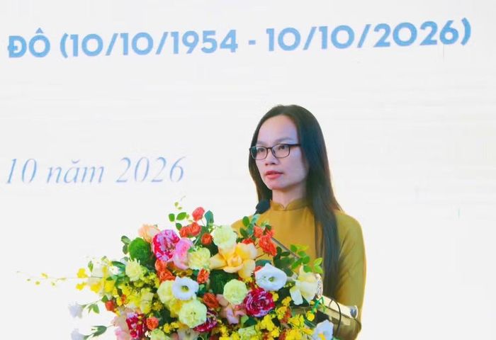 Nhà báo Vương Minh Huệ, Tổng Biên tập Tạp chí Người Hà Nội, Trưởng Ban tổ chức. (Ảnh: Đình Thế)