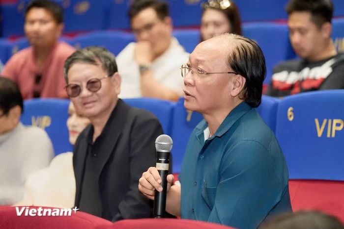 Dự án âm nhạc của Đặng Ngọc Anh được các nhạc sỹ gạo cội như nhạc sỹ Phạm Ngọc Khôi (phải), nhạc sỹ Đức Trịnh đánh giá cao. (Ảnh: CTV/Vietnam+)