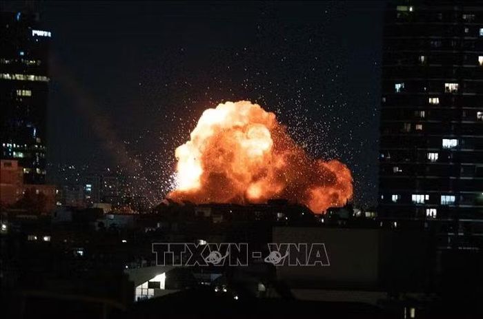 Địa điểm tại Tel Aviv, Israel bị trúng tên lửa từ Iran ngày 28/2/2025. Ảnh: IRNA/TTXVN