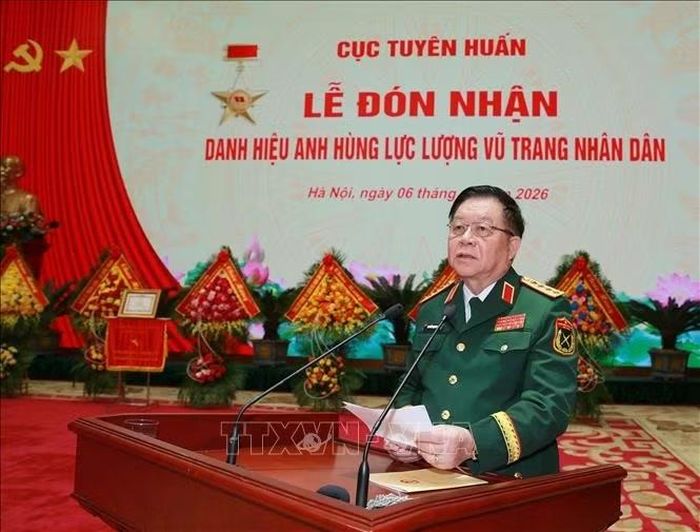 Đại tướng Nguyễn Trọng Nghĩa, Ủy viên Bộ Chính trị, Bí thư Trung ương Đảng, Ủy viên Thường vụ Quân ủy Trung ương, Chủ nhiệm Tổng cục Chính trị QĐND Việt Nam phát biểu tại buổi lễ. Ảnh: Trọng Đức/TTXVN