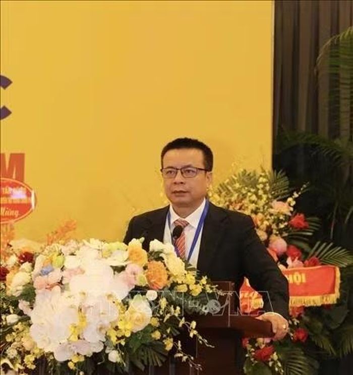 Ông Lê Thanh Tùng, Trưởng ban Truyền thông và Phổ biến kiến thức, Liên hiệp các Hội Khoa học và Kỹ thuật Việt Nam (VUSTA) đề xuất cần tiếp tục phát huy mạnh hơn vai trò cầu nối giữa chủ trương của Đảng, tri thức của đội ngũ trí thức với nhu cầu thực tiễn của doanh nghiệp và người dân.