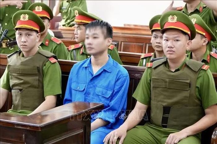 Bị cáo Nguyễn Đức Anh tại phiên toà.