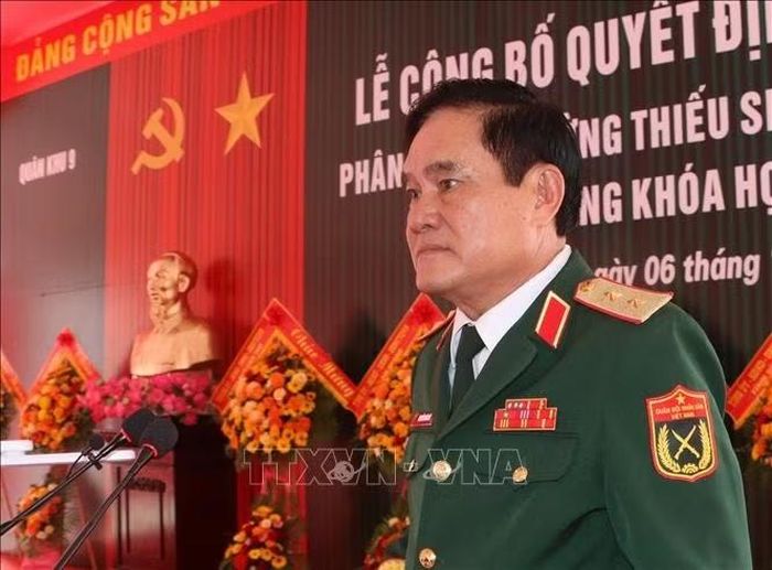 Trung tướng Nguyễn Xuân Dắt, Phó Bí thư Đảng ủy, Tư lệnh Quân khu 9, phát biểu. Ảnh: Duy Khương/TTXVN